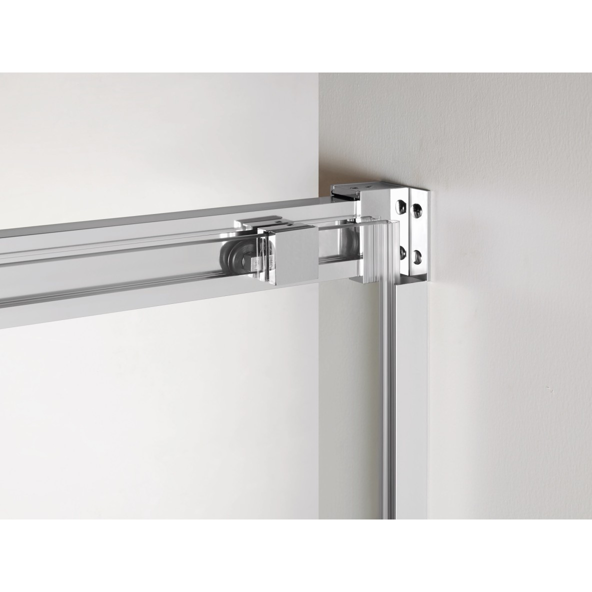 Porte coulissante frontale en accès d'angle libre BASIC FREE